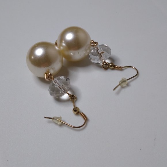Vintage Clear Glass Bead And Faux Pearl Dangle Earrings - Picture 9 of 13